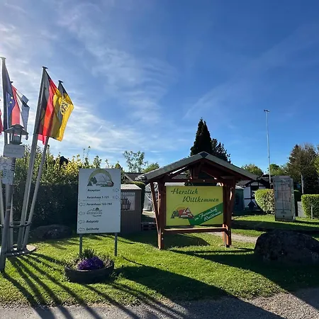 Waldparadies * Waldbrunn (Baden-Wurttemberg)